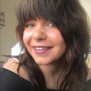 Meet your Posher, Melissa